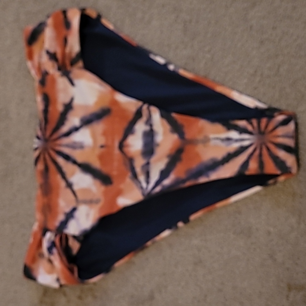 Bathing suit bottoms.  Phax brand. Size l